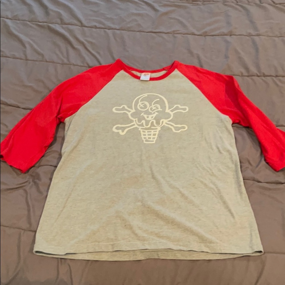 I’ve cream 3/4 sleeve t shirt